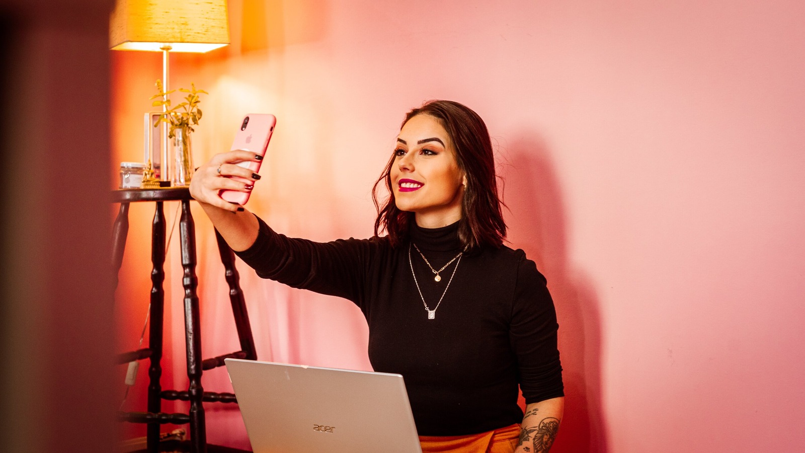 Amazing, incredible, superb: The effect of high-arousal language used by social media influencers